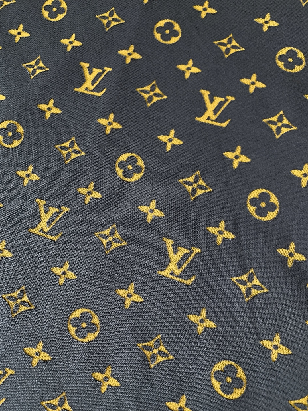 LouisVuitton 路易威登 2026SS春夏新品满幅老花提花T恤，奢品级质感天花板！甄选高支双股
