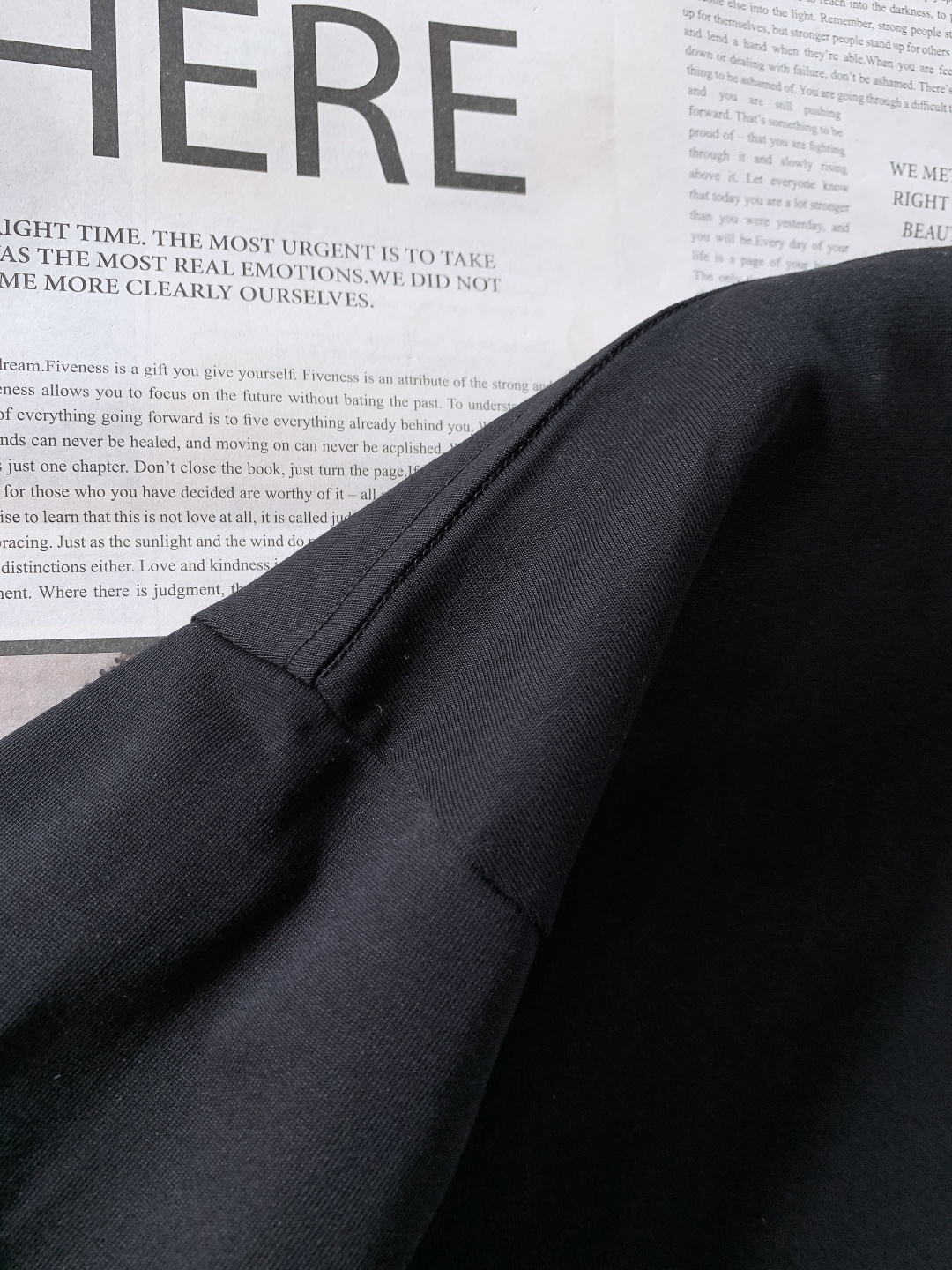 ARCTERYX 始祖鸟 2026SS春夏新品鸟骨印花T恤。户外机能与潮流美学的完美碰撞！甄选高支精梳棉