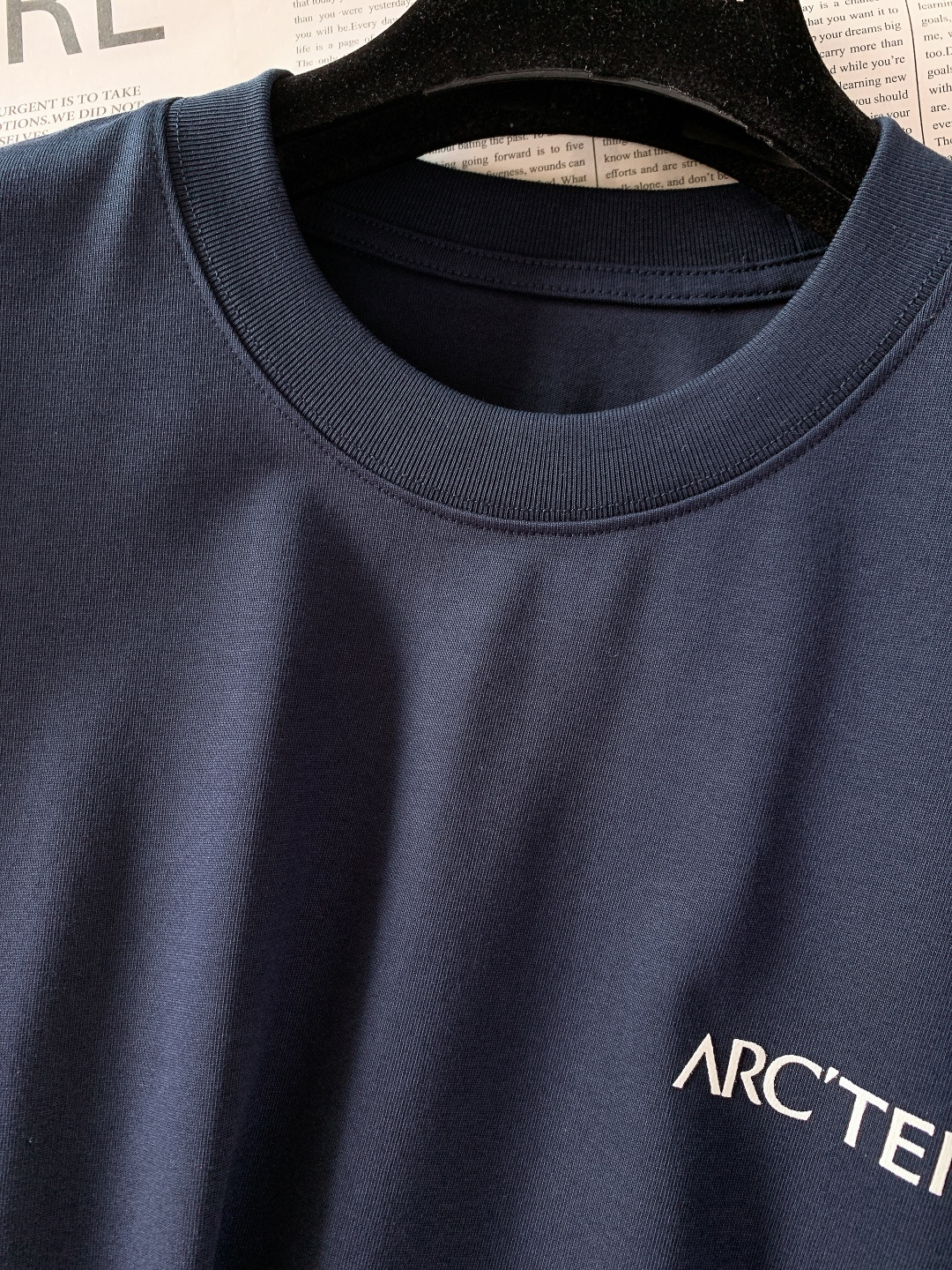 ARCTERYX 始祖鸟 2026SS春夏新品鸟骨印花T恤。户外机能与潮流美学的完美碰撞！甄选高支精梳棉