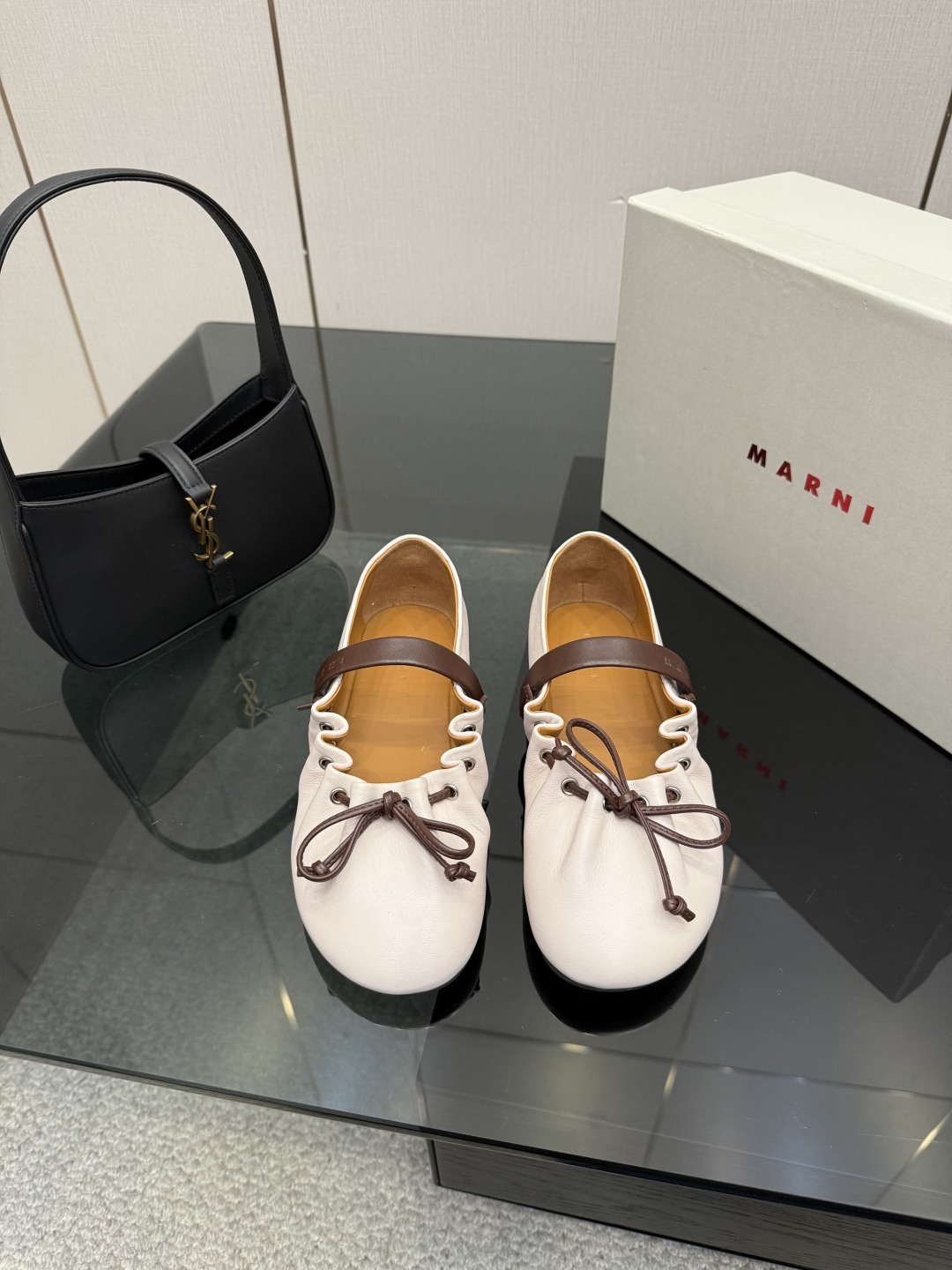 _do49sDptALlWaEuN1JBy261q-zuKHPzu9q_jf4w