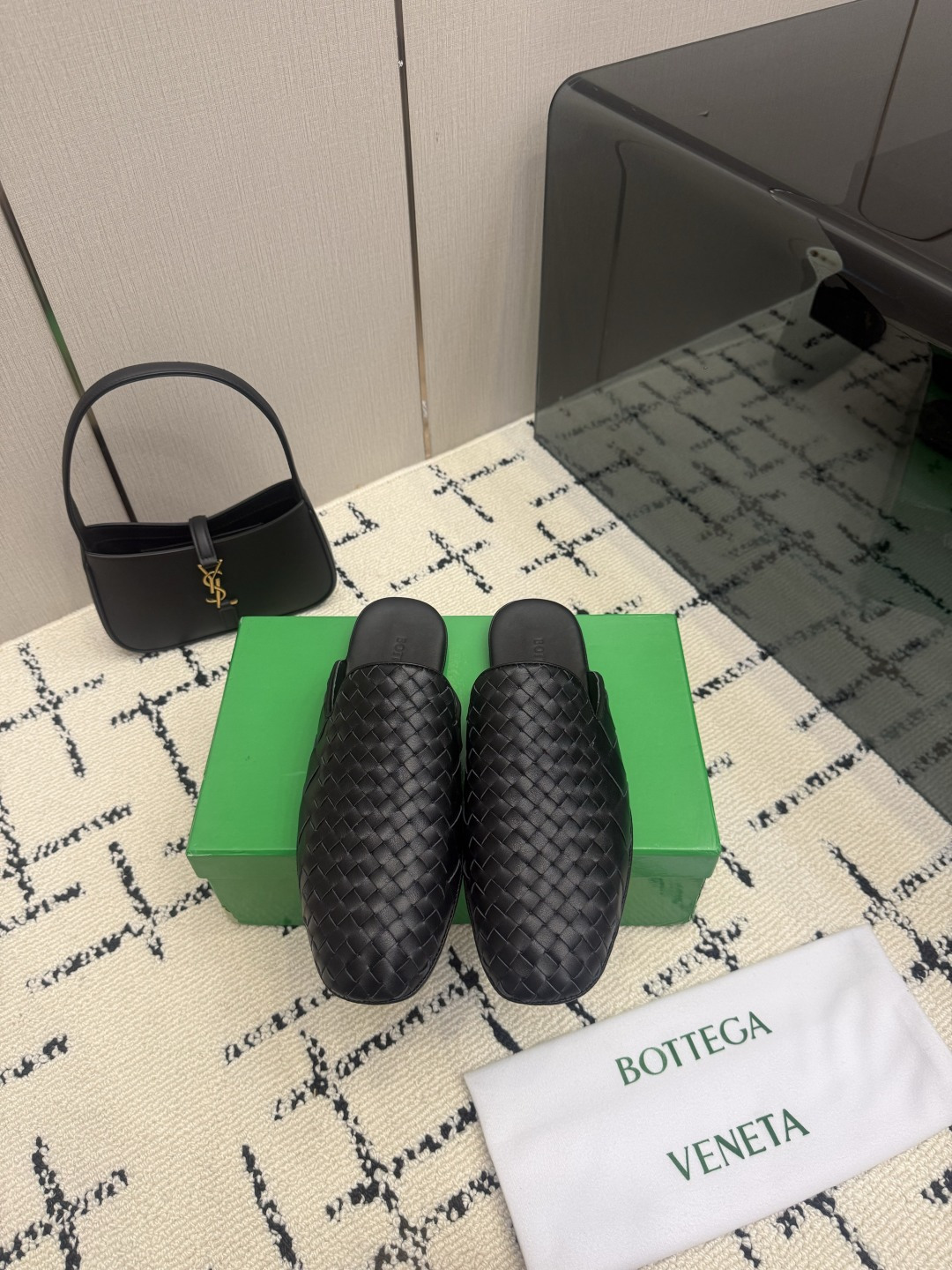 Bottega Veneta Slides