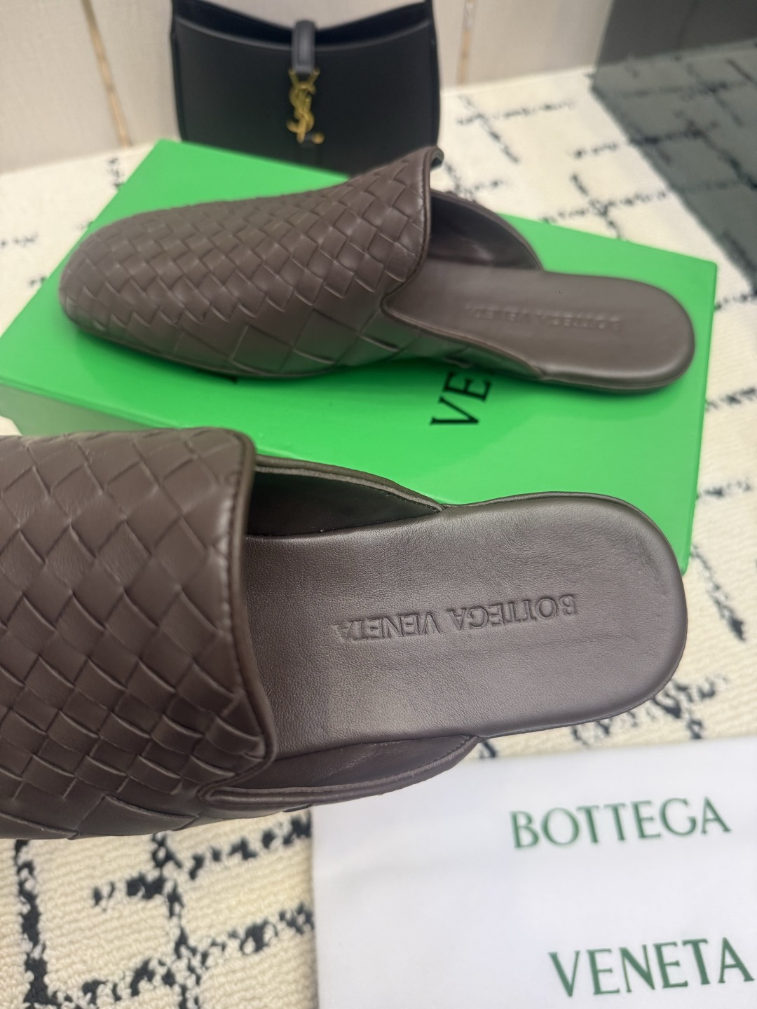 Bottega Veneta Slides