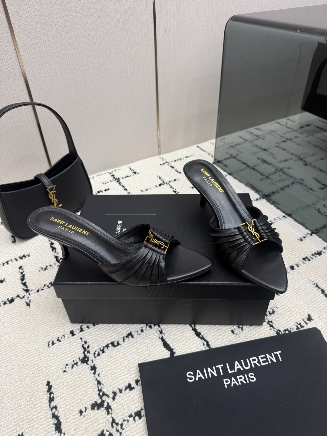 Designer Slides