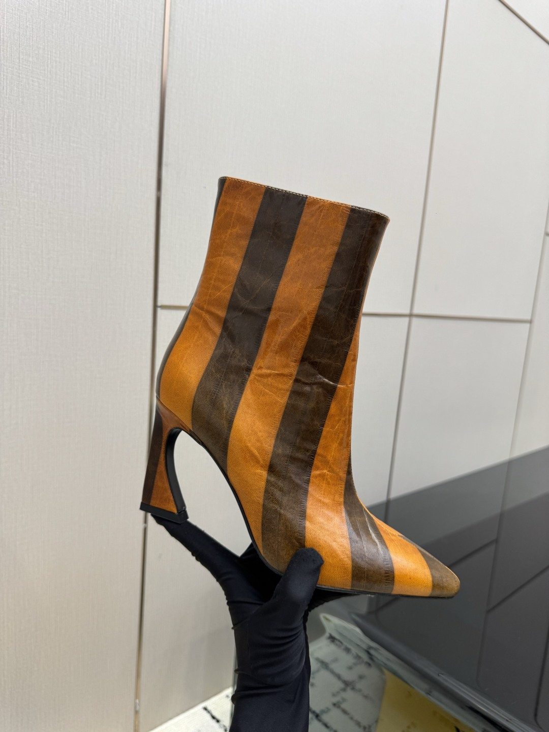 FENDI Brown Arco Leather Ankle Boots