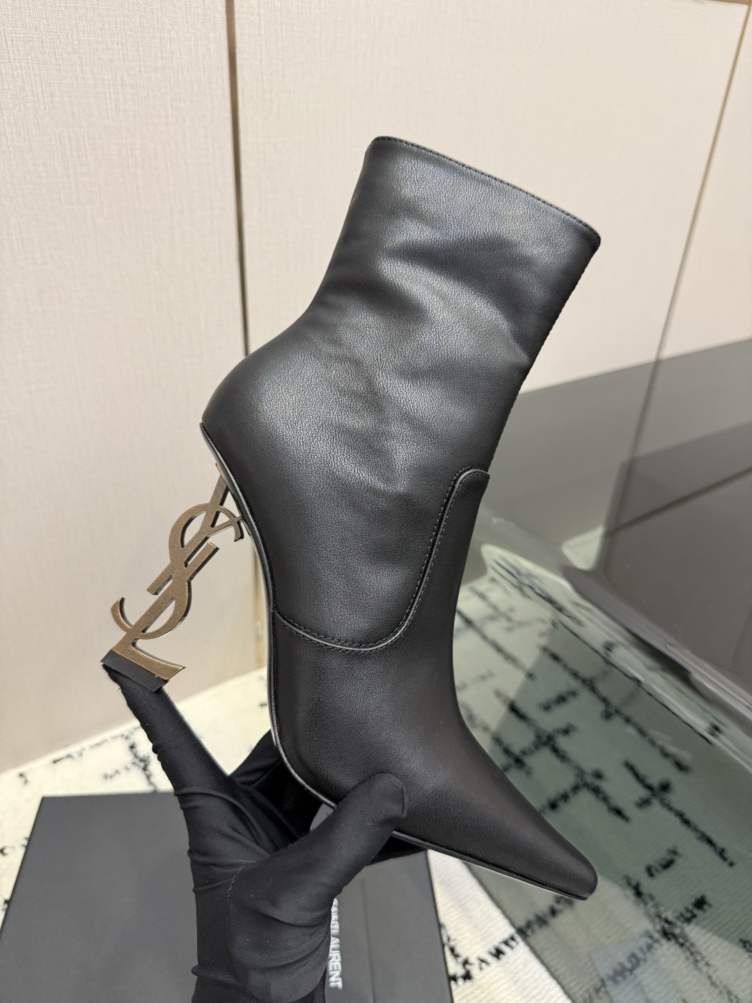 Designer Women Shoes