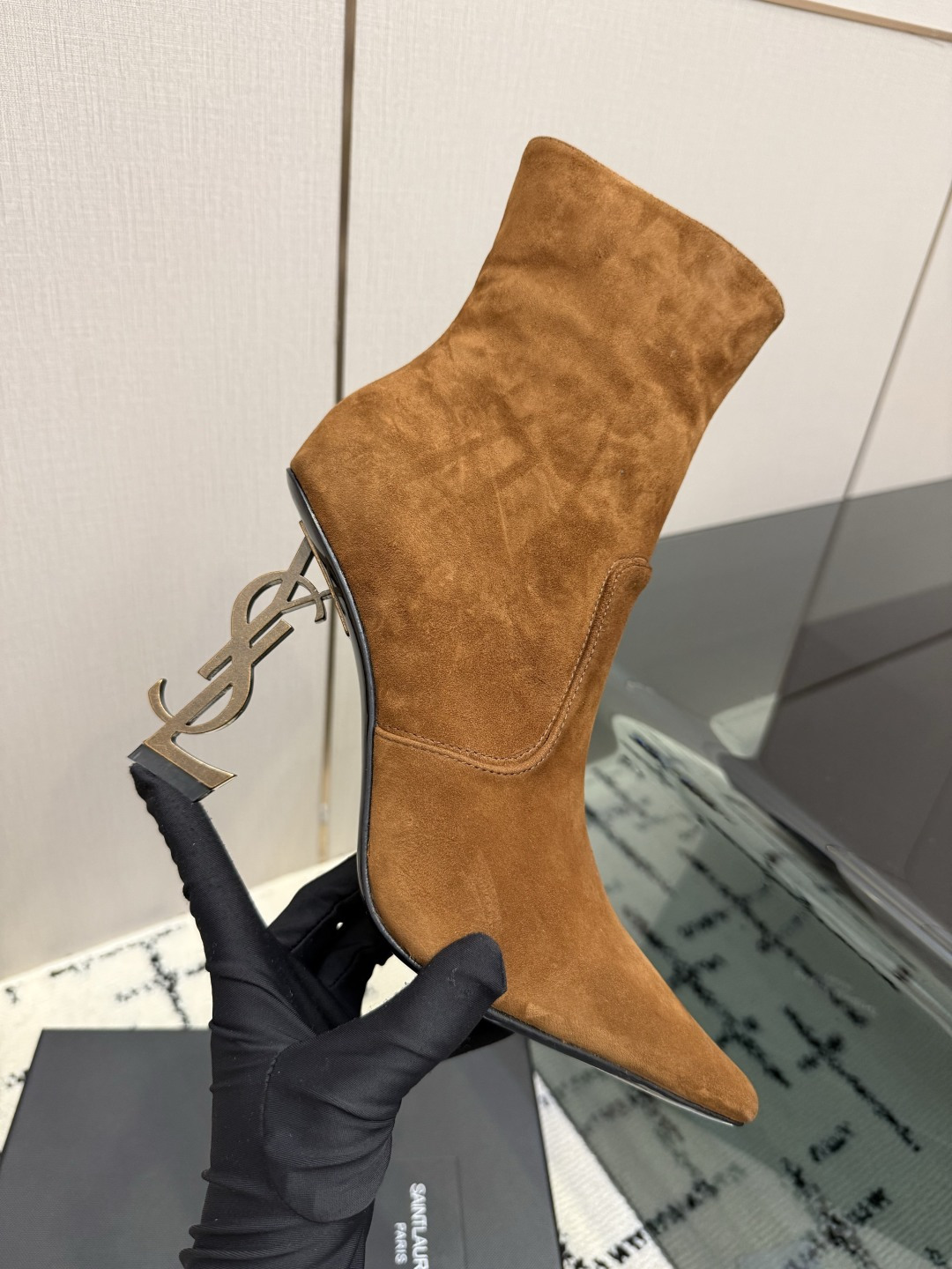Designer Women Shoes