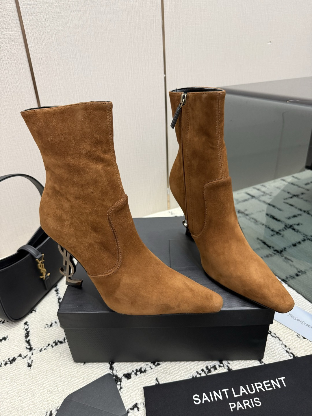 Designer Women Shoes