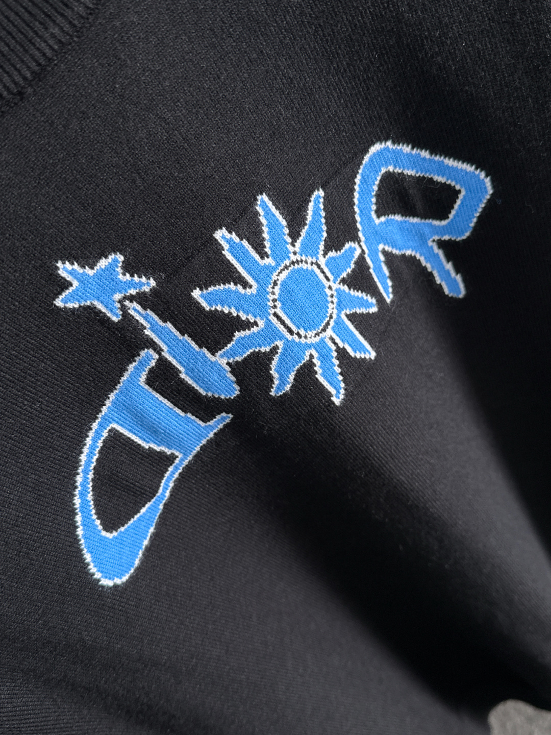 CD 2025秋冬新品毛衣，休闲时尚保暖，打底单穿都可以进口羊毛混纺羊毛，保暖性很强，不刺激皮肤，可贴身