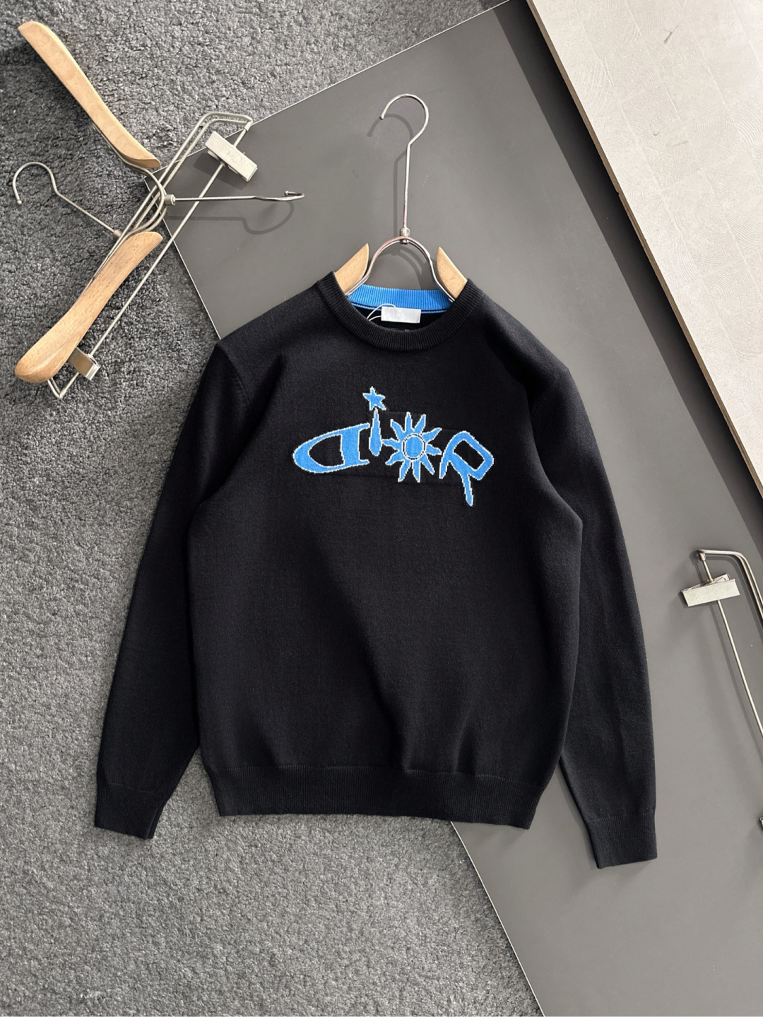 CD 2025秋冬新品毛衣，休闲时尚保暖，打底单穿都可以进口羊毛混纺羊毛，保暖性很强，不刺激皮肤，可贴身