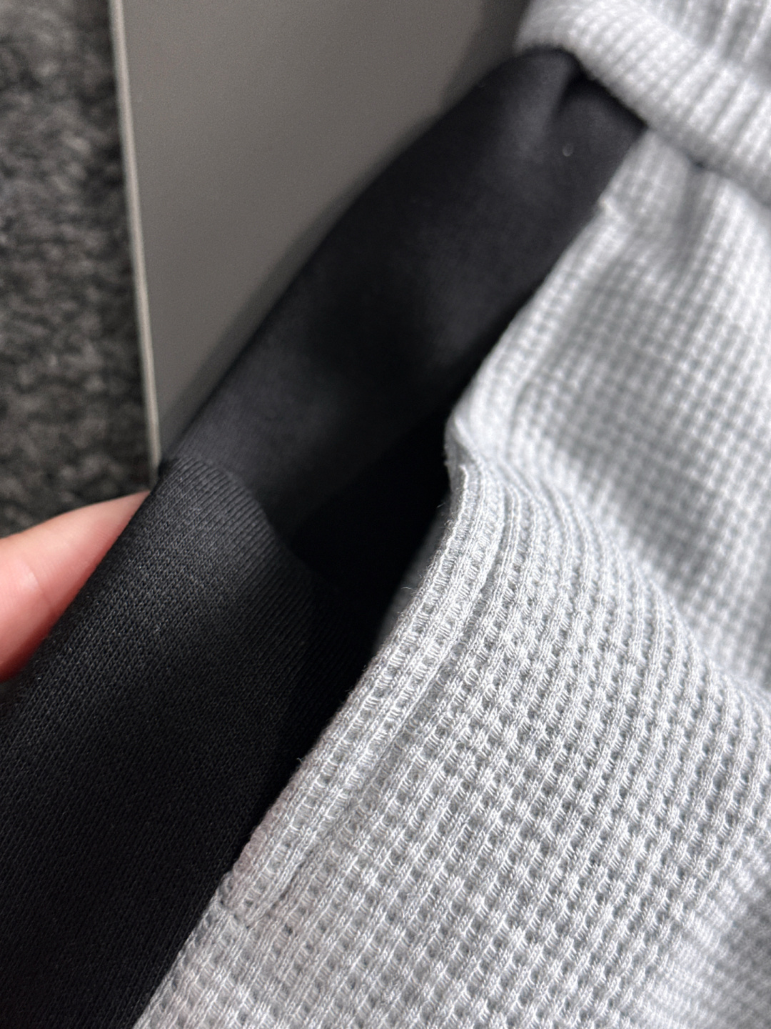 TB 2025秋冬新品休闲裤，经典款百看不厌，裤身工艺设计，进口客供辅料、面料定制，每个细节做到极致，原