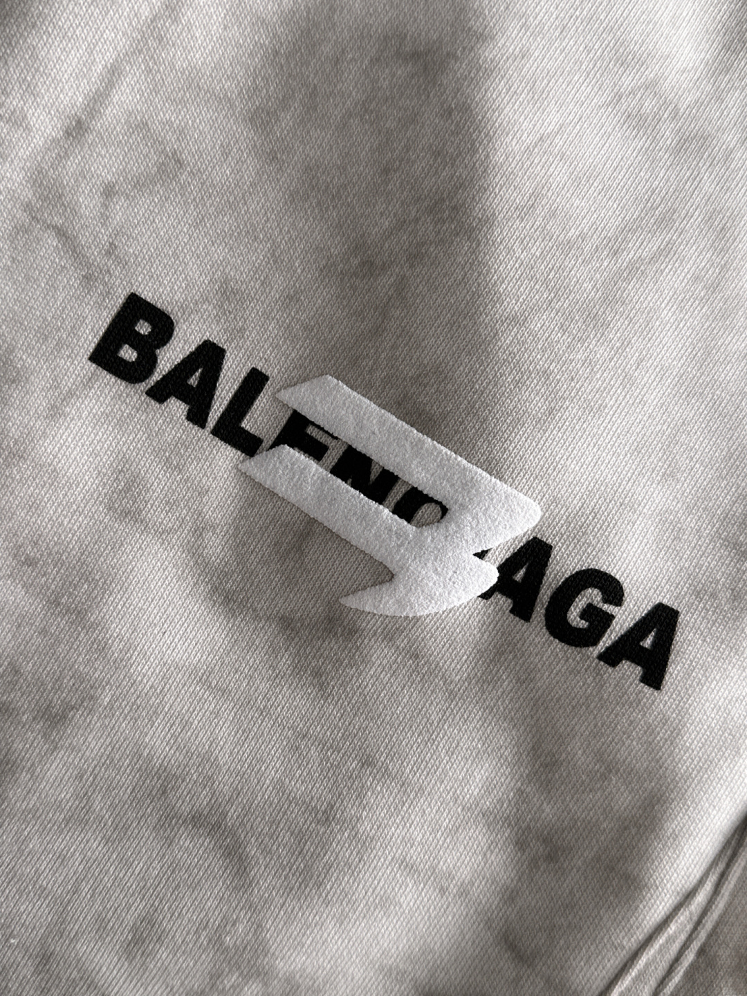 BAL 2025秋冬新品休闲裤，经典款百看不厌，裤身工艺设计，进口客供辅料、面料定制，每个细节做到极致，