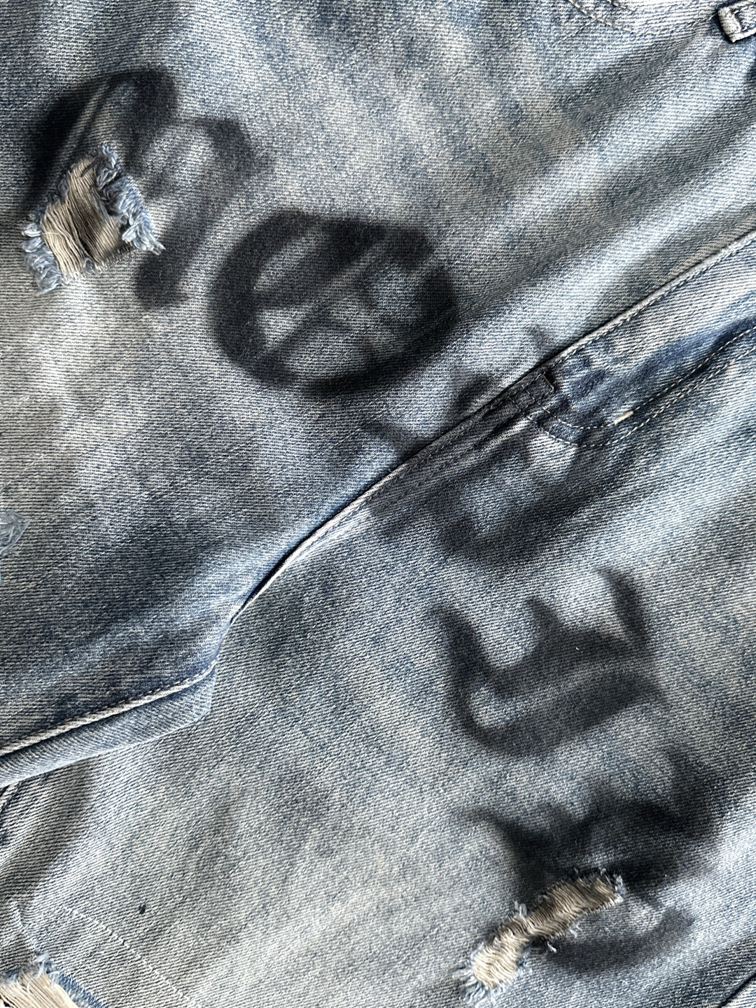 Custom-Made High-End Cowboy Jeans: Complex Tailoring with Handmade Details - 图片 5
