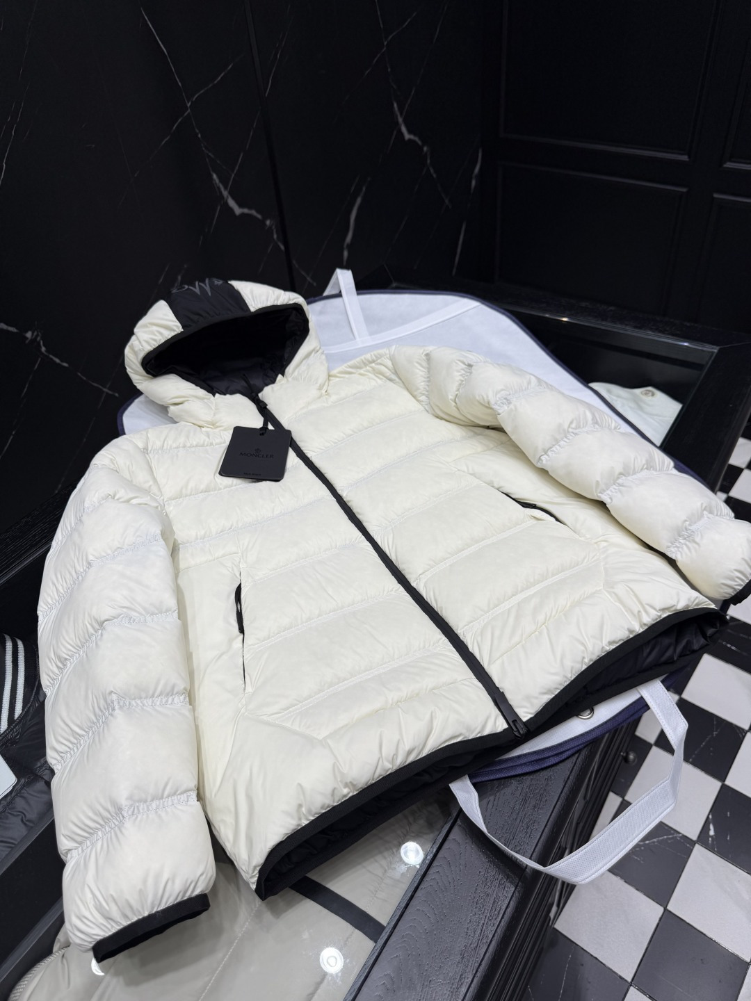 _dtF9sHzsabtXGgTk5Z_V-rGBaauJEhJJwxvtdAw