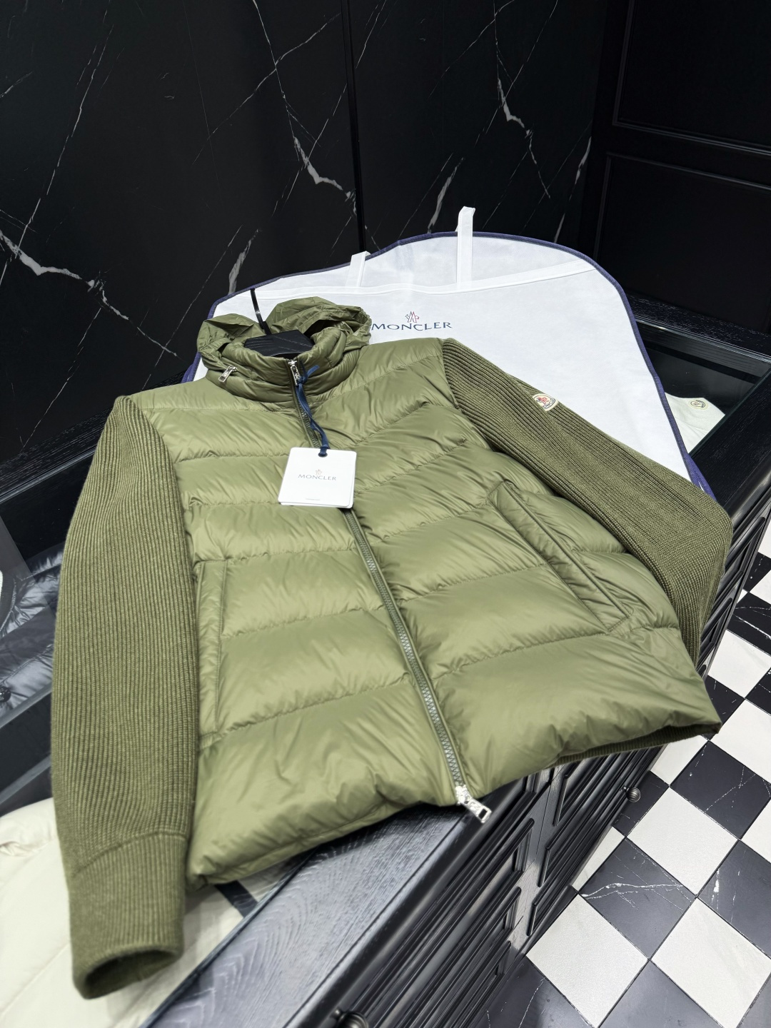 NO:520382,down tiled picture, down jacket,alexander wang19860909羽绒 平铺图,,down jacket,alexander wang,Men's clothing