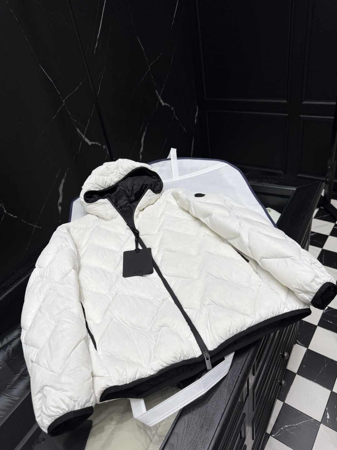 NO:520400,down tiled picture, down jacket,alexander wang19860909羽绒 平铺图,,down jacket,alexander wang,Men's clothing