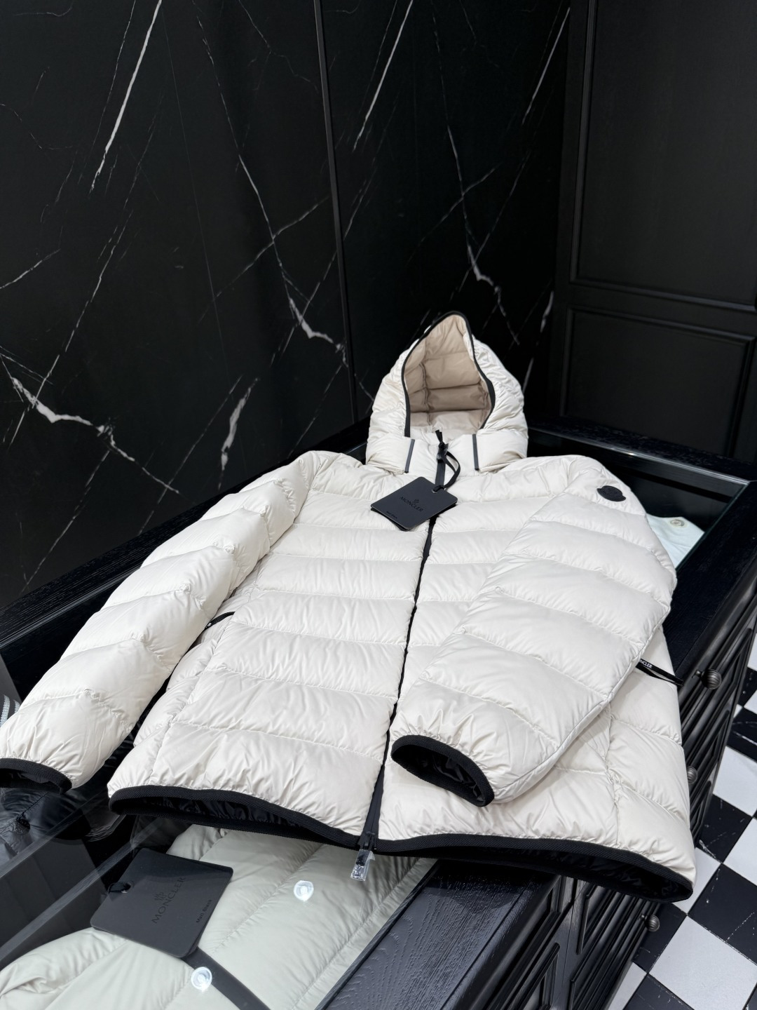 NO:520404,down tiled picture, down jacket,alexander wang19860909羽绒 平铺图,,down jacket,alexander wang,Men's clothing