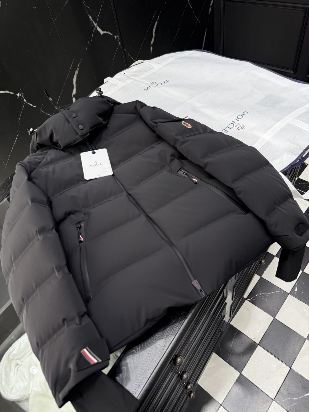 NO:520378,Tile picture, alexander wang19860909平铺图,,alexander wang,Men's clothing