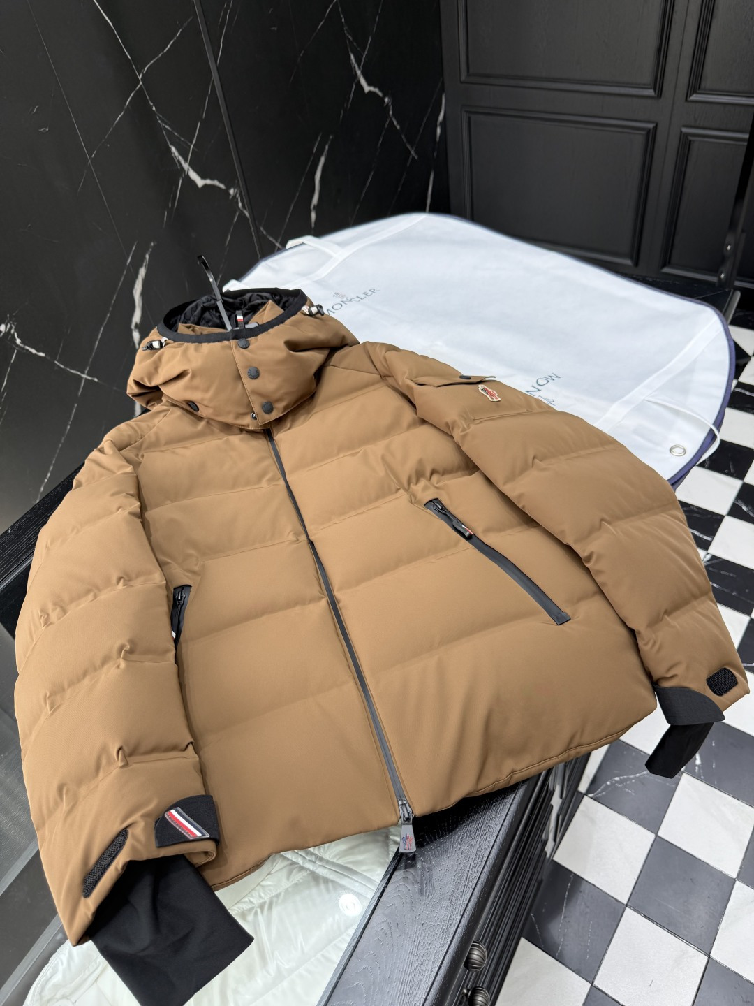 NO:520393,Details inside, alexander wang19860909细节内里,,alexander wang,Men's clothing