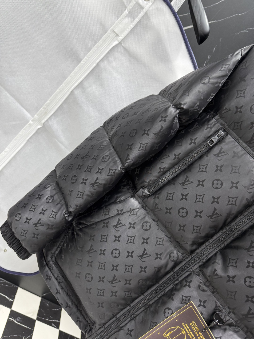 Louis Vuitton Monogram Padded Down Jacket Coat Black Winter Outfit 5 cmp i1755357291805 542 0 3