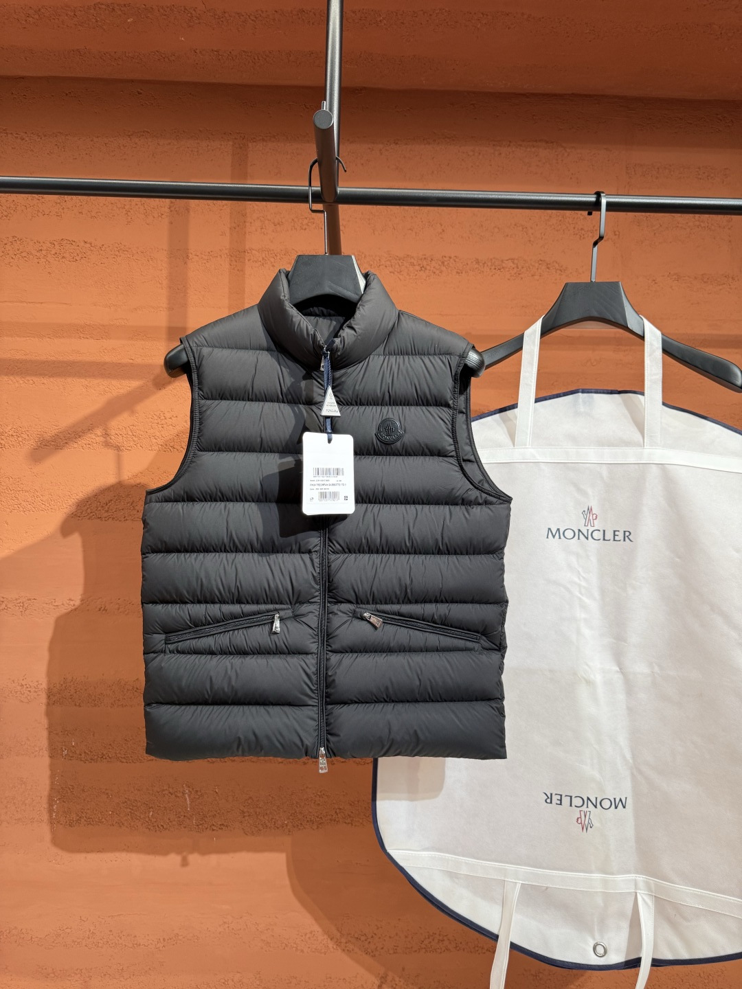 Жилет Moncler