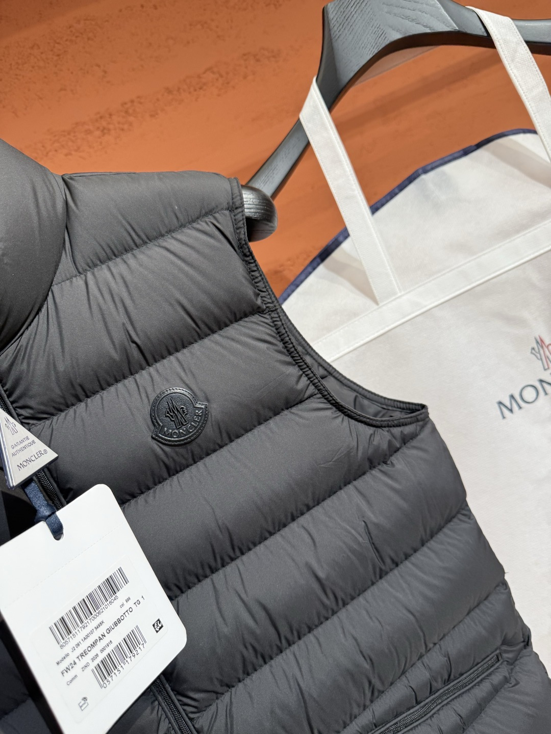 Жилет Moncler
