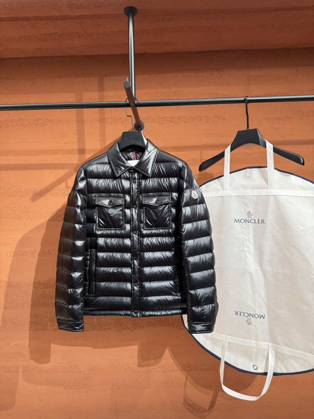 Пуховик Moncler