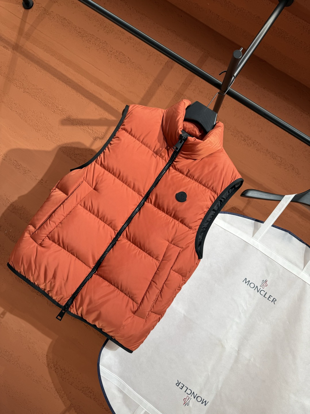 Жилет Moncler