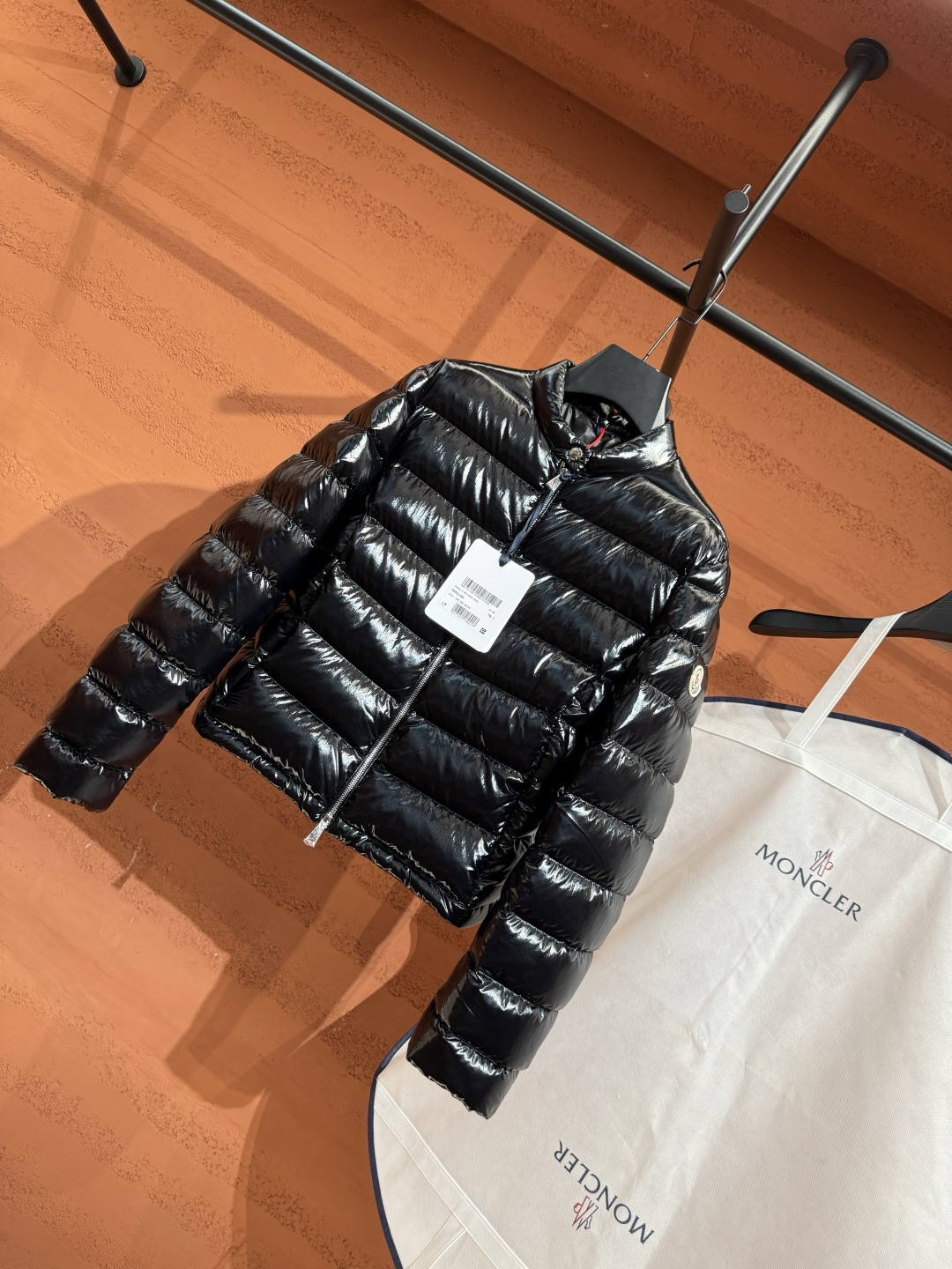 Пуховик Moncler