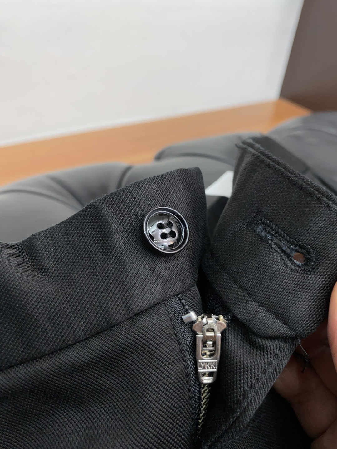 P506 Hugo Boss 2025SS Men’s Pants: Unmatched Sales with Crafty Aesthetics - 图片 4