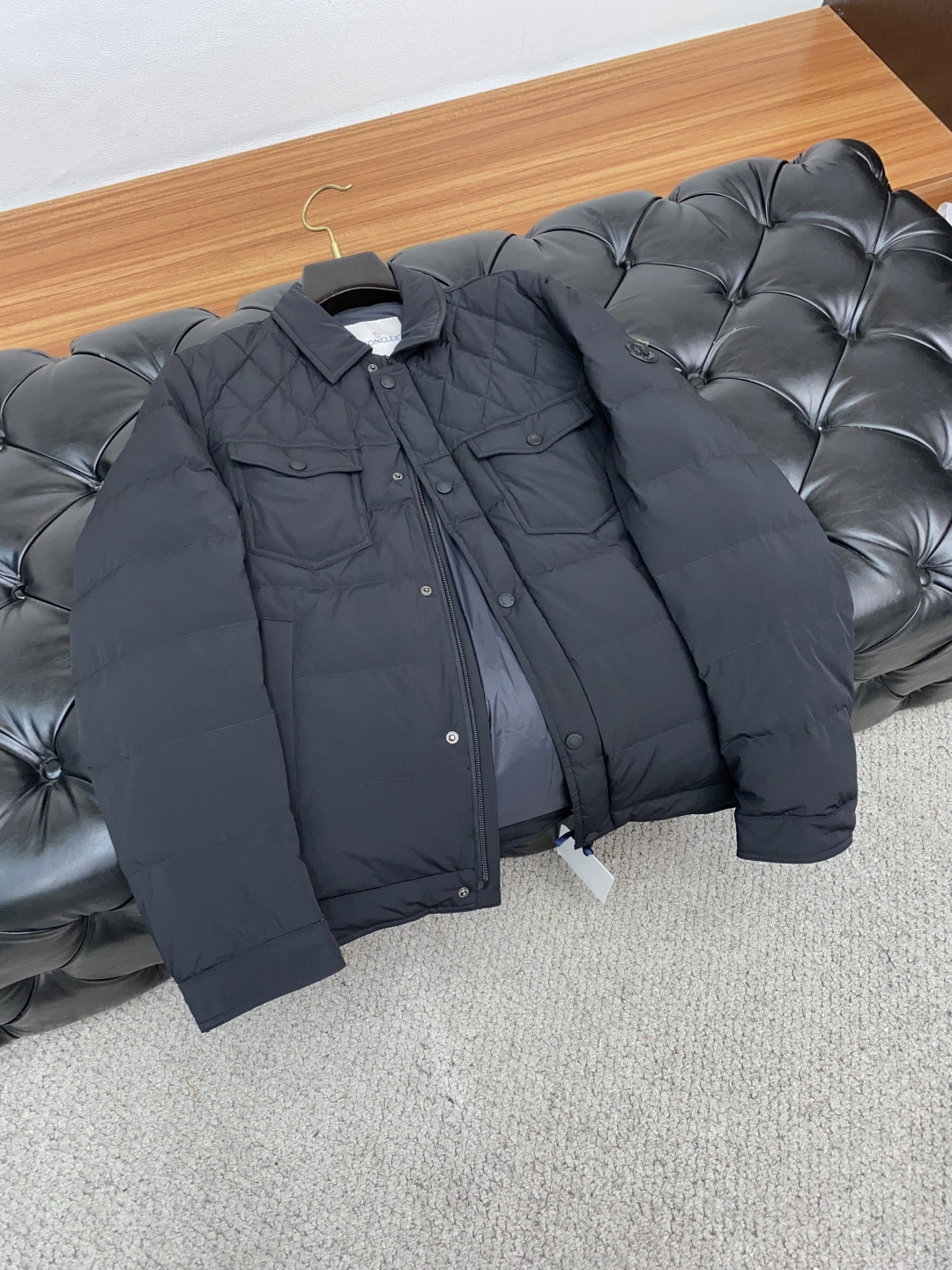蒙口 羽绒服 2025年秋冬新款 官网 高端原厂代工出品,官方经典王牌单品!最新羽绒夹克外套 多明星穿搭