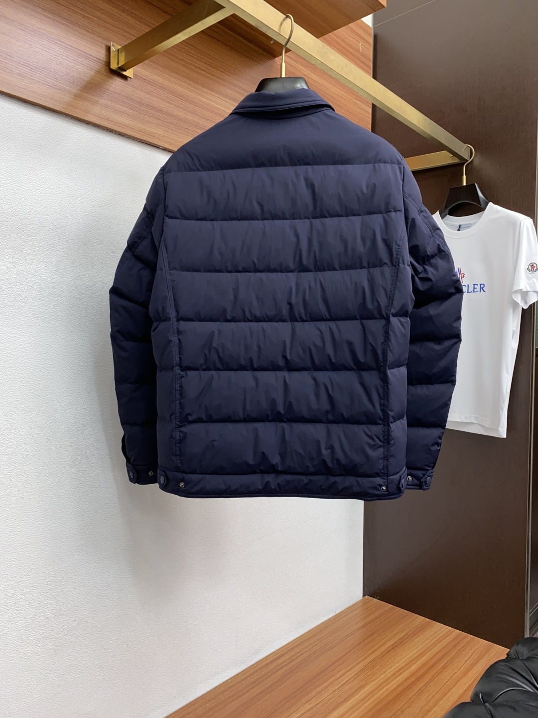 蒙口 羽绒服 2025年秋冬新款 官网 高端原厂代工出品,官方经典王牌单品!最新羽绒夹克外套 多明星穿搭
