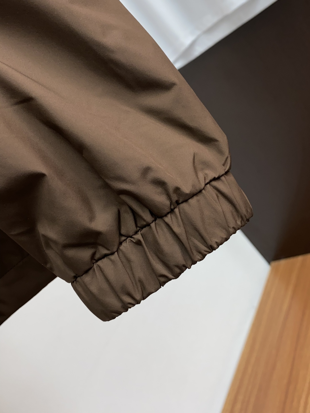  蒙口 2025年秋冬新款 官网 高端原厂代工出品，
官方经典王牌单品！最新棉衣夹克外套 多明星穿搭示范