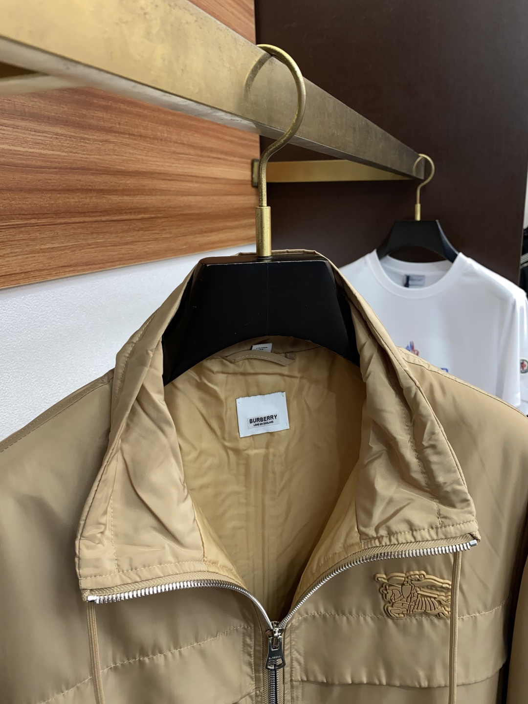 巴宝莉 2025年秋冬新款 官网 高端原厂代工出品，官方经典王牌单品！最新棉衣夹克外套 多明星穿搭示范款