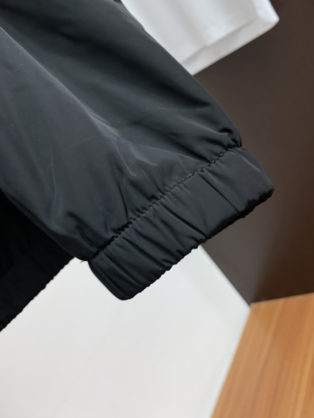  蒙口 2025年秋冬新款 官网 高端原厂代工出品，
官方经典王牌单品！最新棉衣夹克外套 多明星穿搭示范