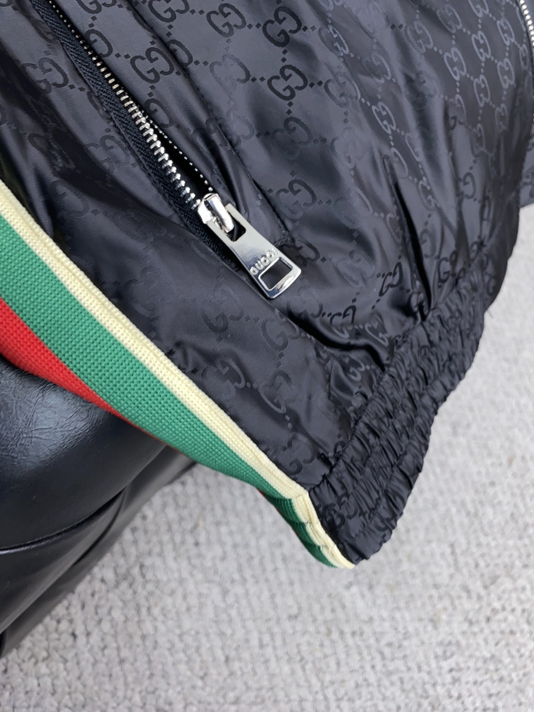 古奇 2025年秋冬新款 官网 高端原厂代工出品，官方经典王牌单品！最新棉衣夹克外套 多明星穿搭示范款！