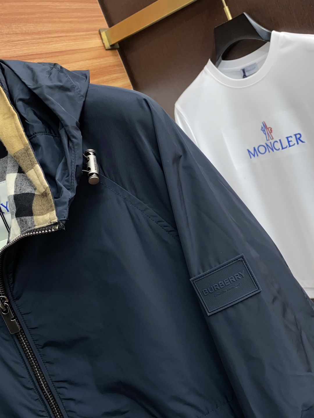 巴宝莉 2025年秋冬新款 官网 高端原厂代工出品，官方经典王牌单品！最新夹克外套 多明星穿搭示范款！！