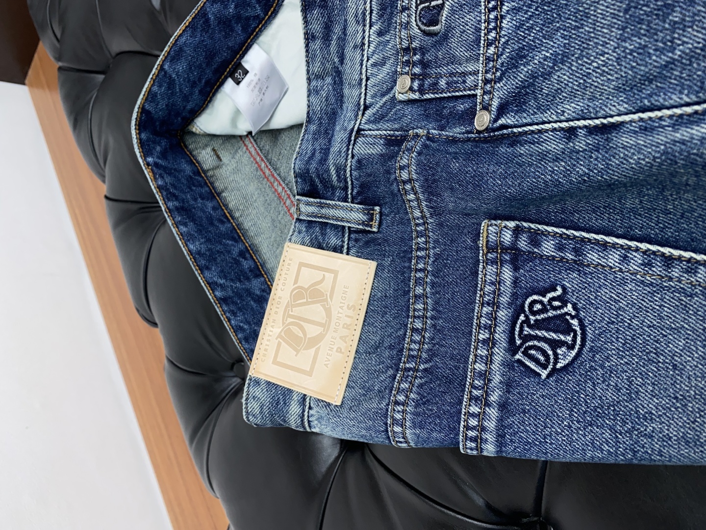 “Autumn Winter Men’s Jeans: P506 Dio 25ss Little Barrel, Soft Fabric, Unique Craftsmanship” - 图片 5
