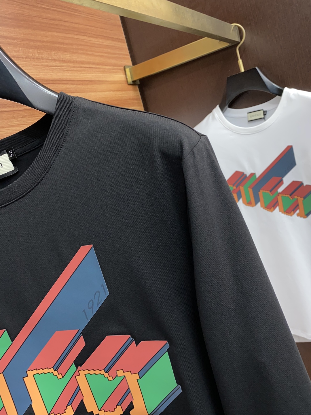 Gucci New Round Tie Long-Sleeve T-Shirt: Soft Cotton, Comfortable Fit, Classic Branding – Sizes M-3XL. - 图片 4