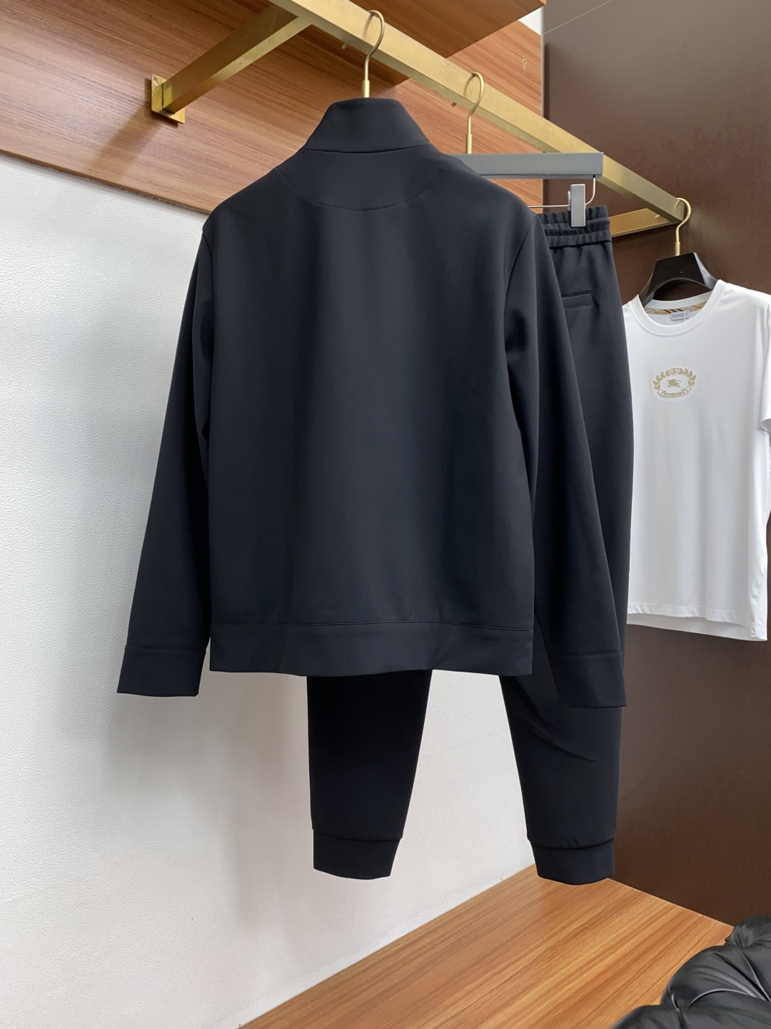 Prada 2025 Autumn Winter Fashion Set with High-Density Polyester Fibre – Review & Recommendations - 图片 9