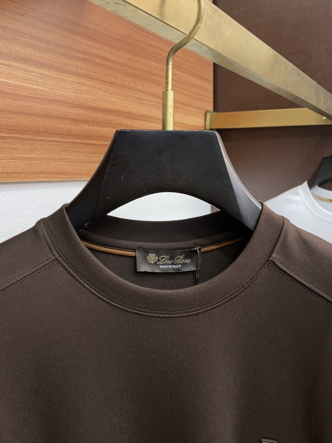 lP🆕 诺悠翩雅 2025秋冬专柜新款 时尚休闲打底衫长袖T恤，精选进口高密度膨体暖姜天丝德绒系列膨体蓄