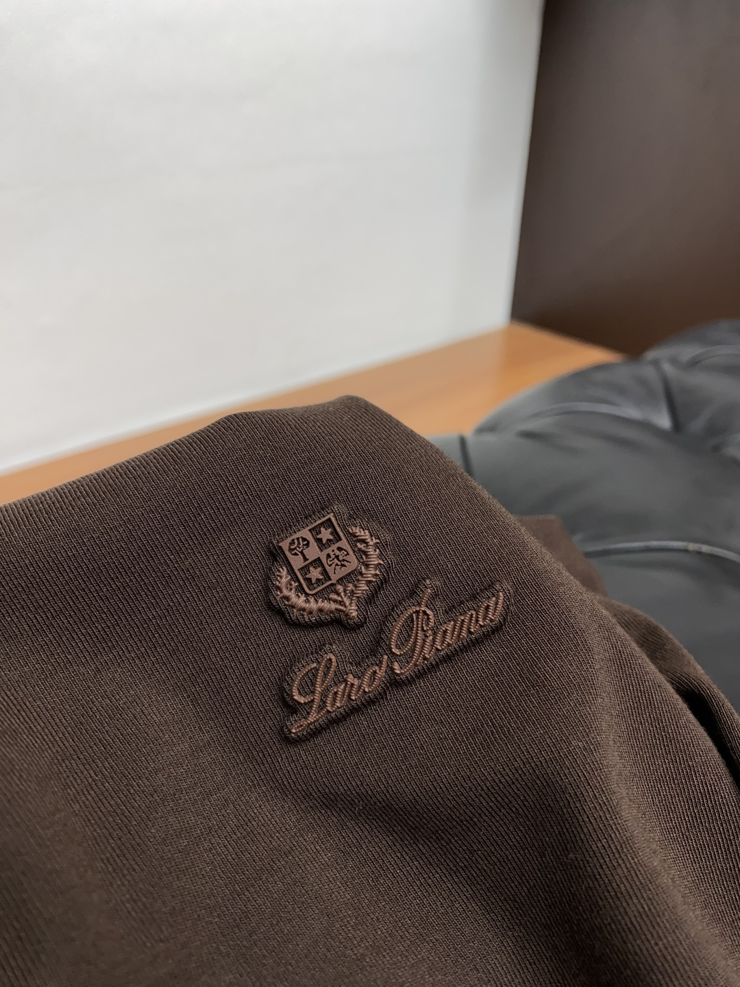 lP🆕 诺悠翩雅 2025秋冬专柜新款 时尚休闲打底衫长袖T恤，精选进口高密度膨体暖姜天丝德绒系列膨体蓄