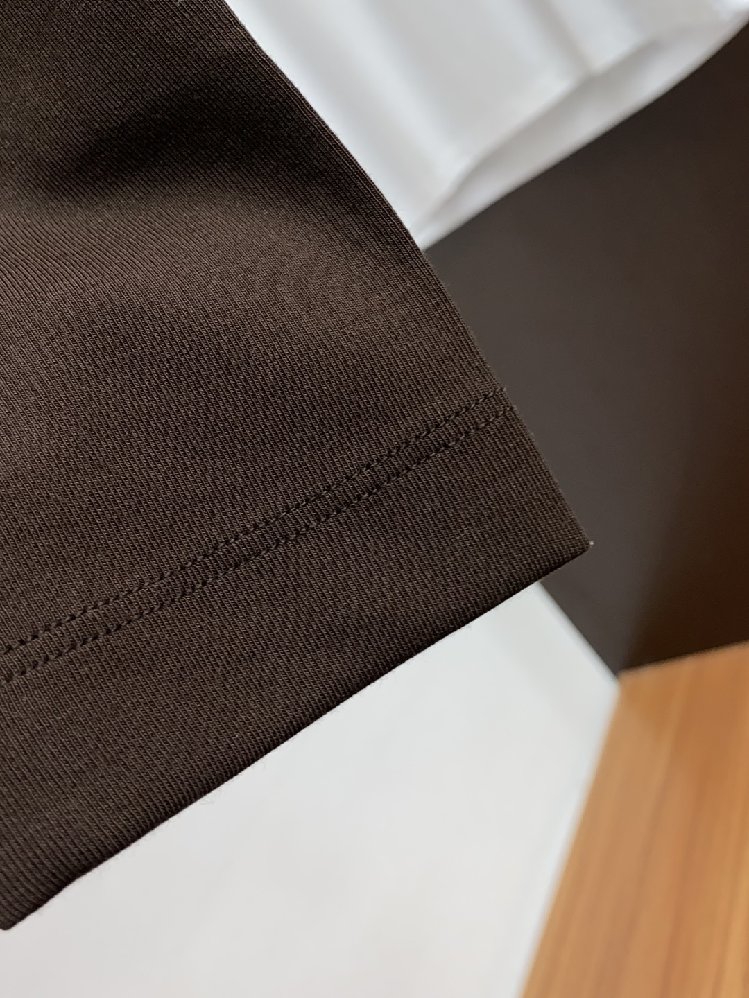 lP🆕 诺悠翩雅 2025秋冬专柜新款 时尚休闲打底衫长袖T恤，精选进口高密度膨体暖姜天丝德绒系列膨体蓄