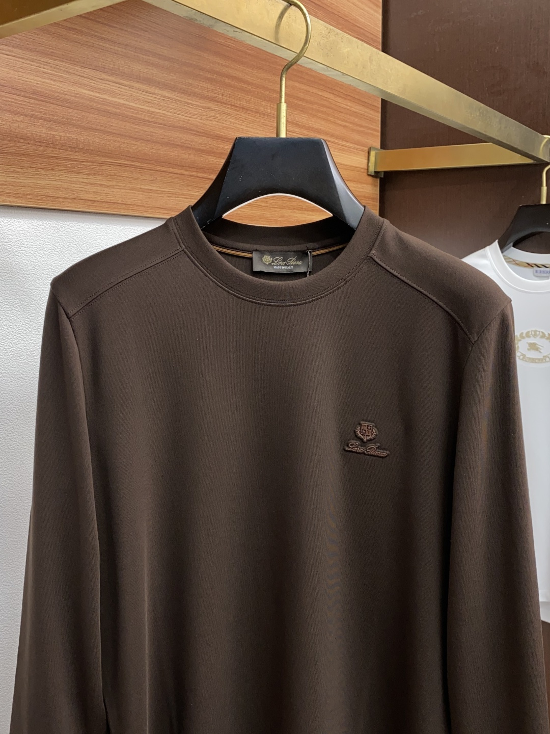 lP🆕 诺悠翩雅 2025秋冬专柜新款 时尚休闲打底衫长袖T恤，精选进口高密度膨体暖姜天丝德绒系列膨体蓄