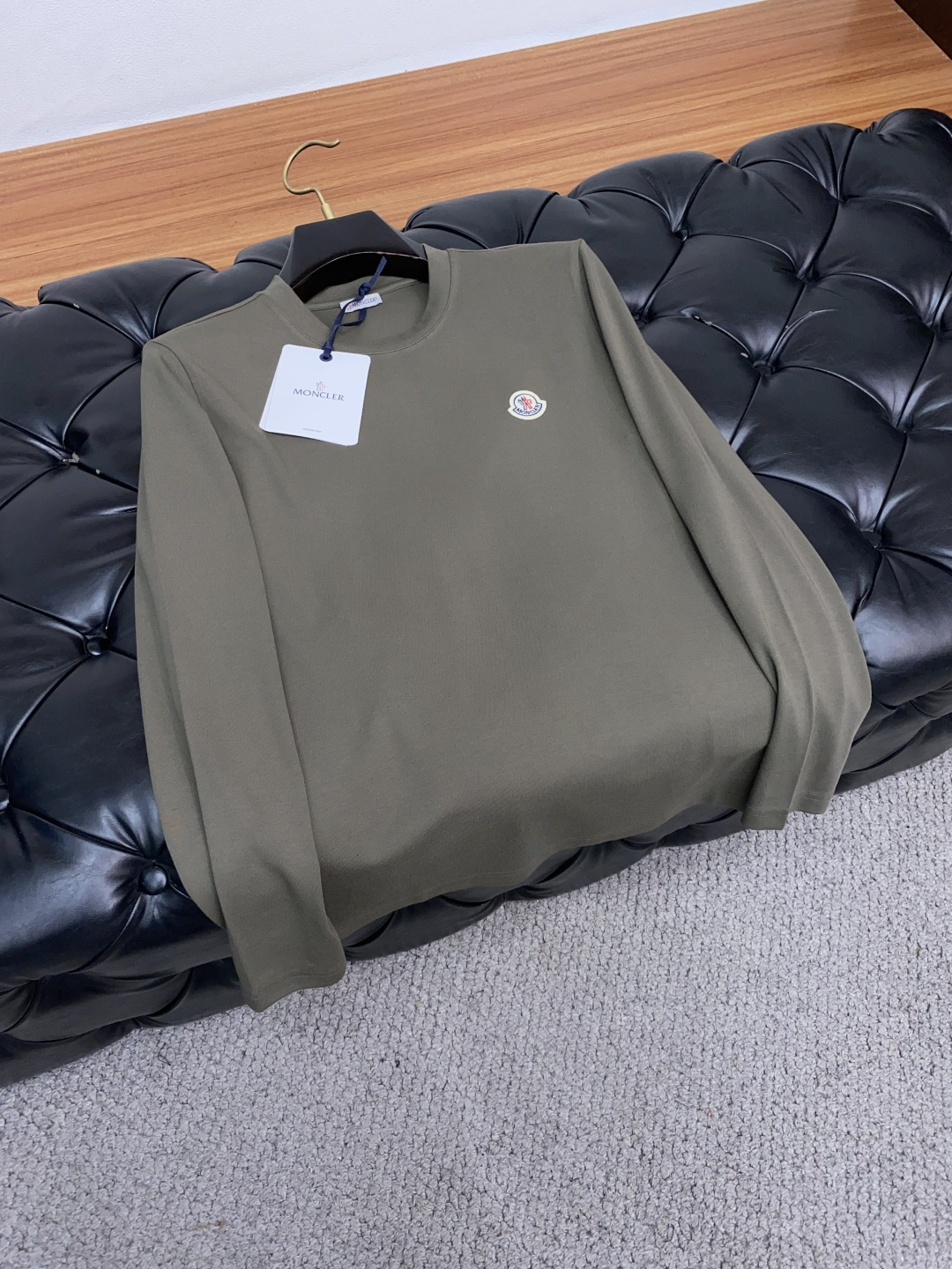  蒙口 诺悠翩雅 2025秋冬专柜新款 时尚休闲打底衫长袖T恤，精选进口高密度膨体暖姜天丝德绒系列膨体蓄