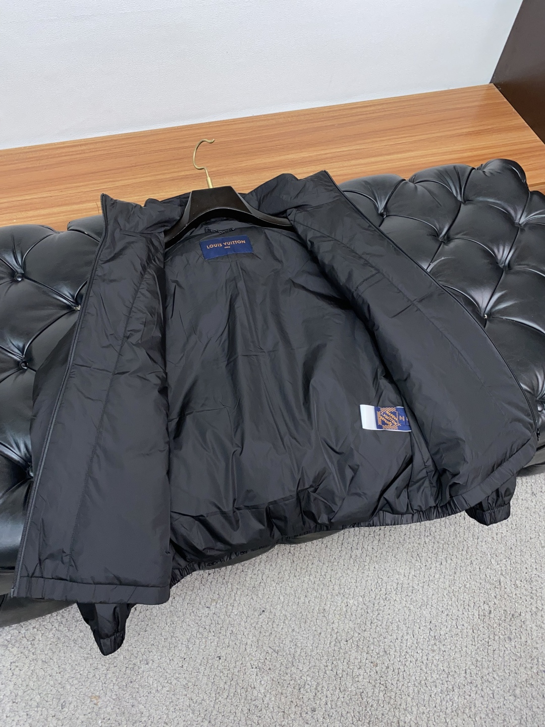 1v路易威登 2025年秋冬新款 官网 高端原厂代工出品，官方经典王牌单品！最新棉衣夹克外套 多明星穿搭