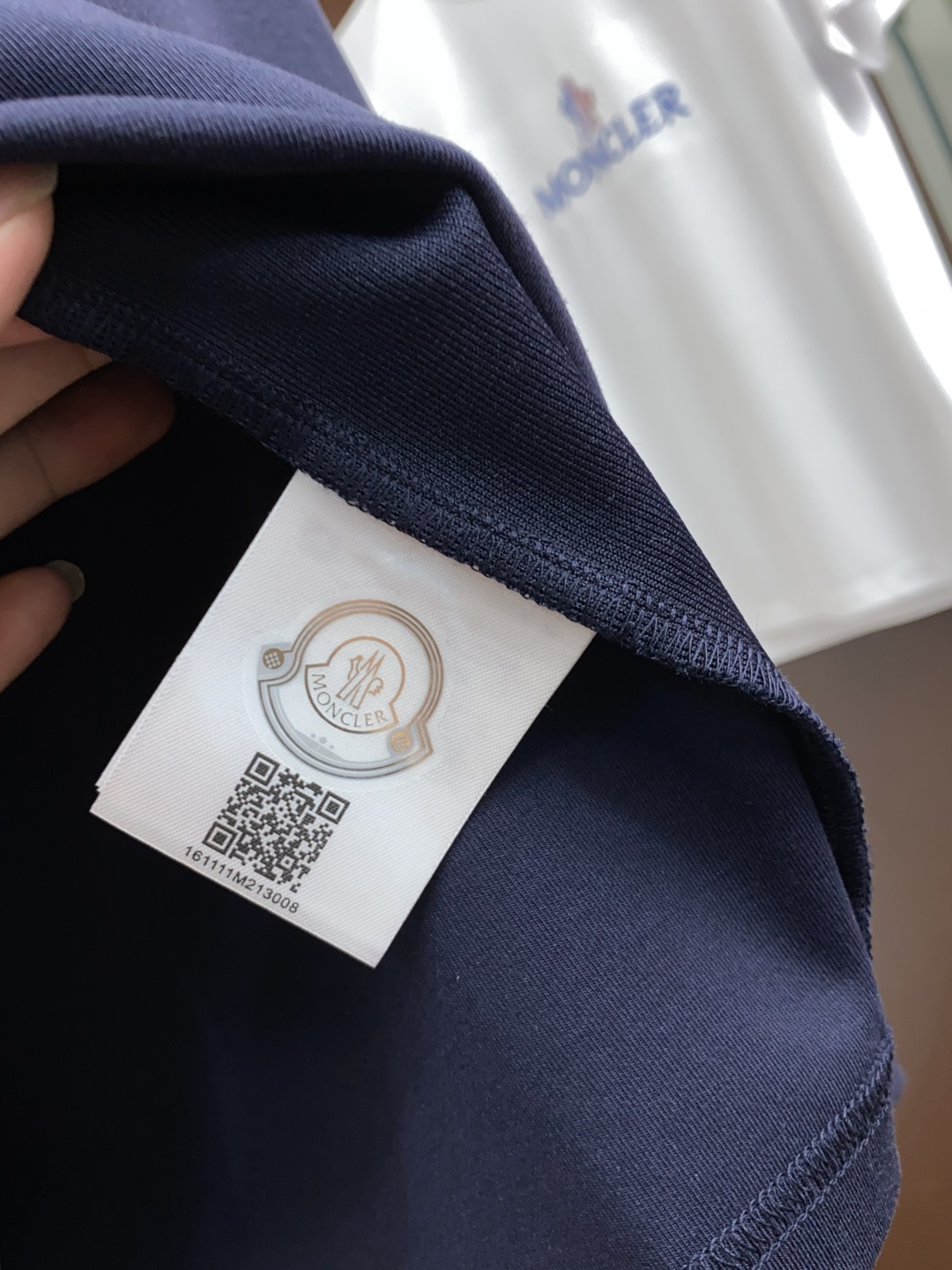  蒙口 2025秋冬专柜新款 时尚休闲打底衫长袖T恤，精选进口高密度膨体暖姜天丝德绒系列膨体蓄暖，糯感新