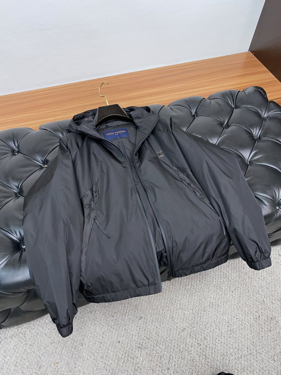 1v路易威登 2025年秋冬新款 官网 高端原厂代工出品，官方经典王牌单品！最新棉衣夹克外套 多明星穿搭