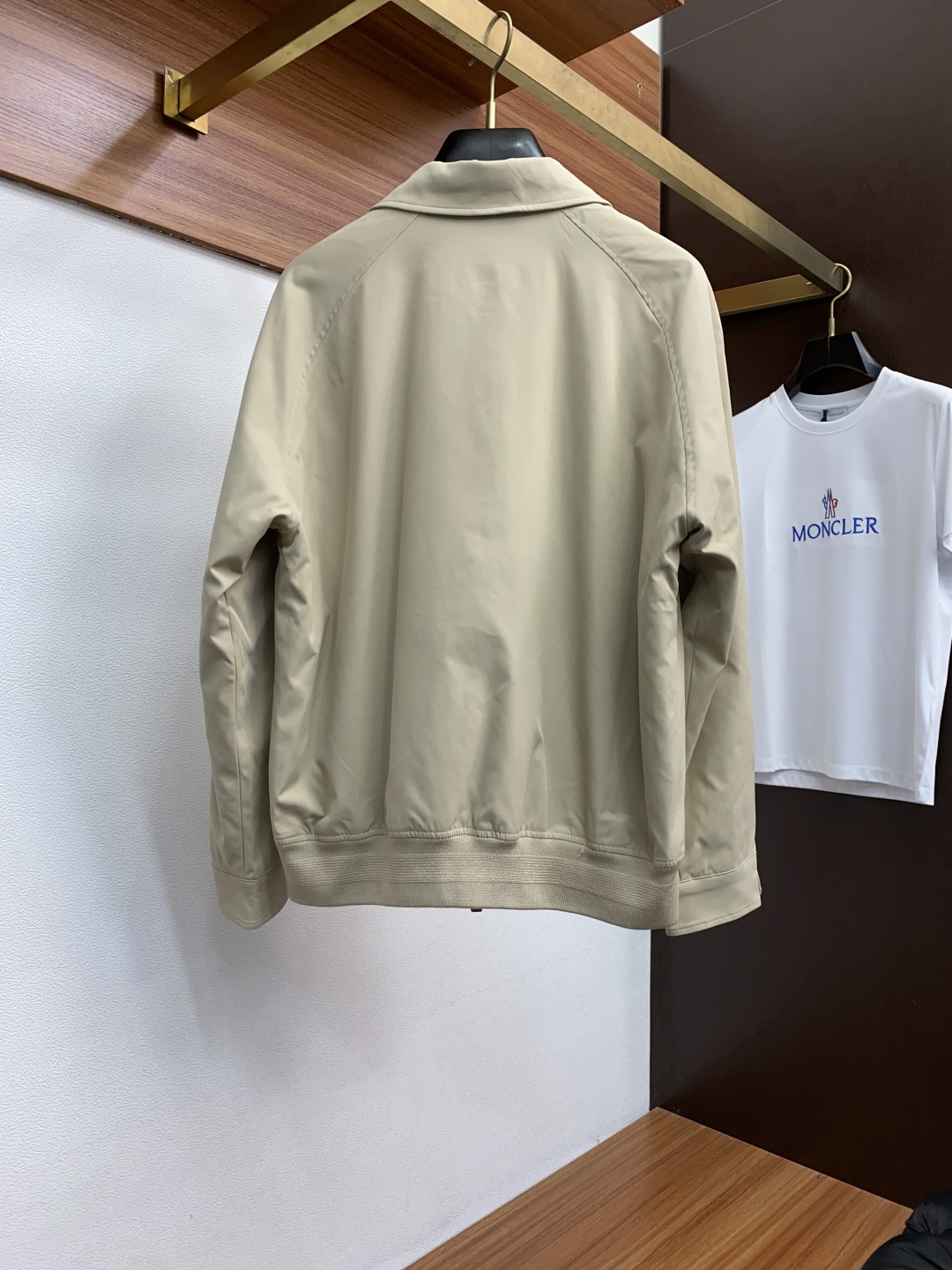 巴宝莉 2025年秋冬新款 官网 高端原厂代工出品，官方经典王牌单品！最新翻领夹克外套 多明星穿搭示范款