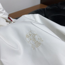 BC 2025年秋冬新款 官网 高端原厂代工出品,官方经典王牌单品!最新棉衣夹克外套 多明星穿搭示范款! BC 2025年秋冬新款 官网 高端原厂代工出品,官方经典王牌单品!最新棉衣夹克外套 多明星穿搭示范款!