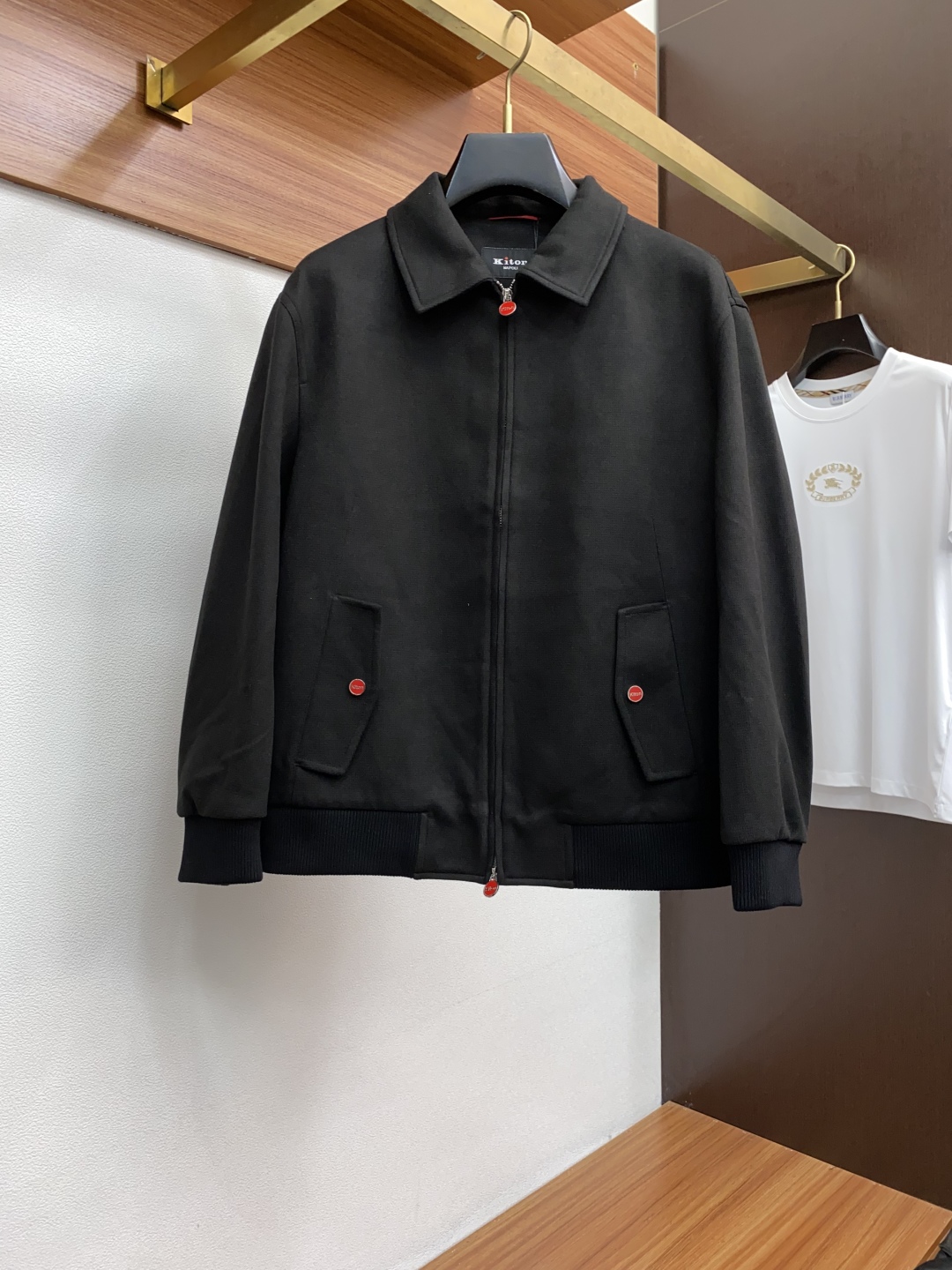 “New Winter Men’s Cotton Jackets 2025: Modern Style with Technological Sensibility and Environmental Protection”